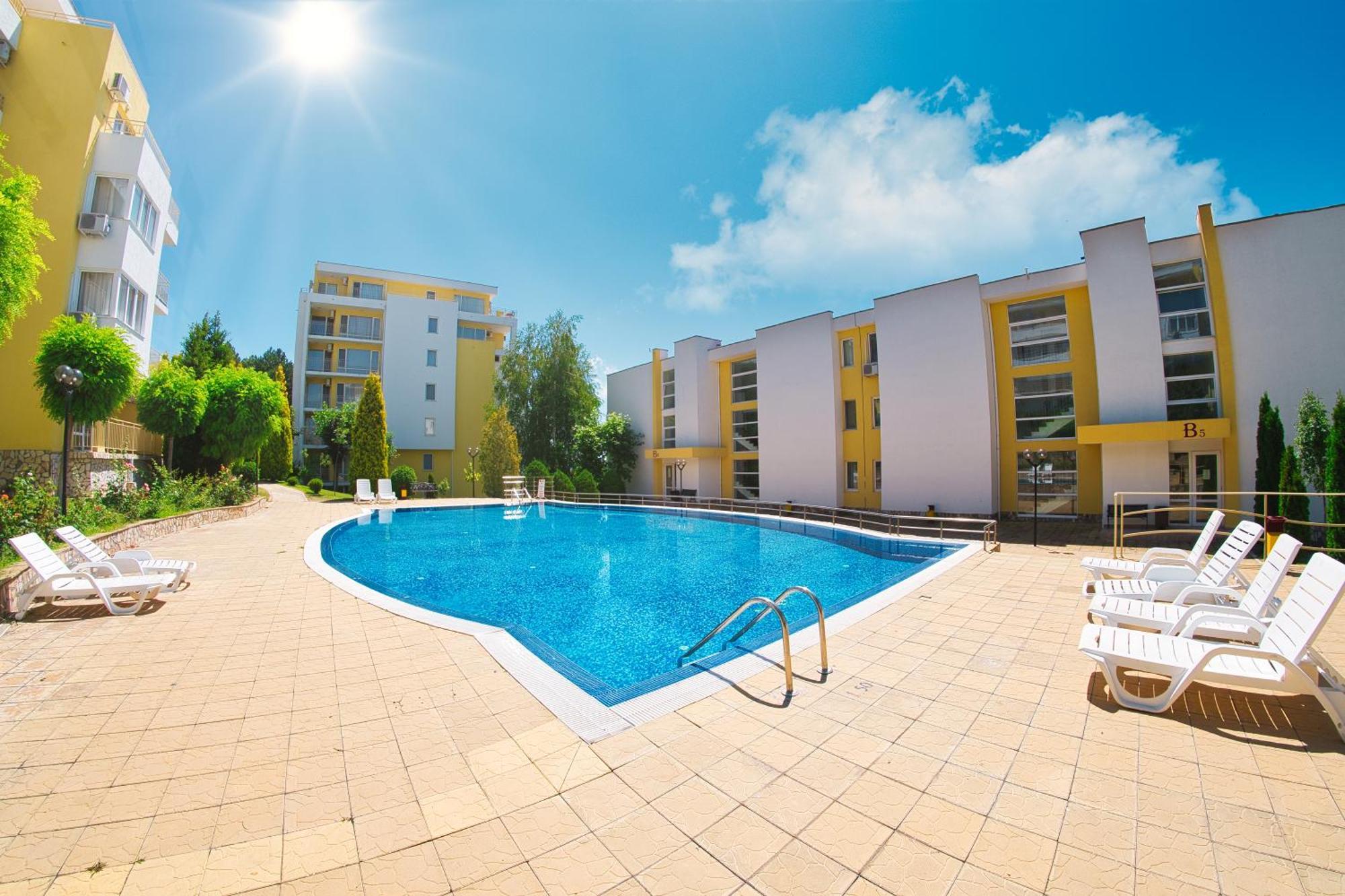 Crown Fort Club Sveti Vlas Buitenkant foto