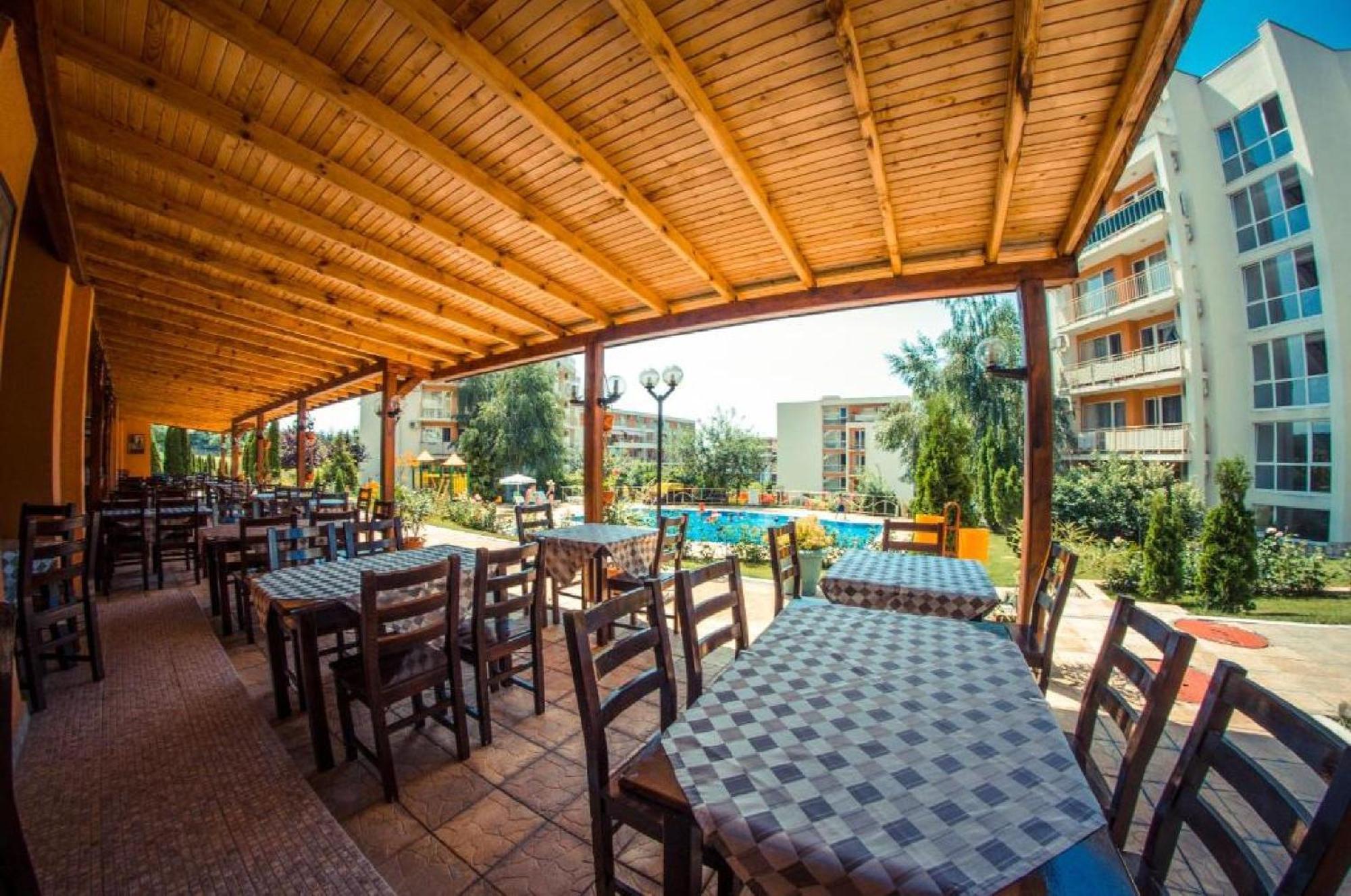 Crown Fort Club Sveti Vlas Buitenkant foto