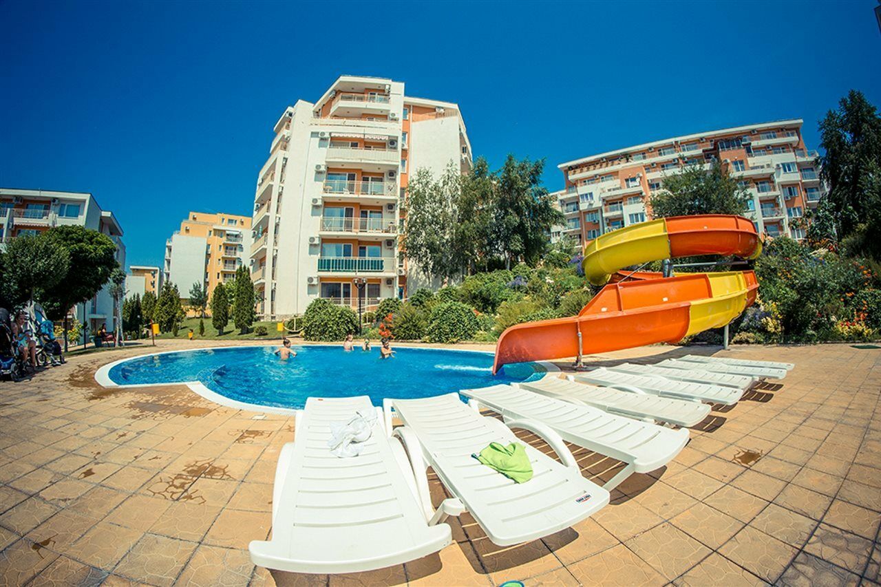 Crown Fort Club Sveti Vlas Buitenkant foto