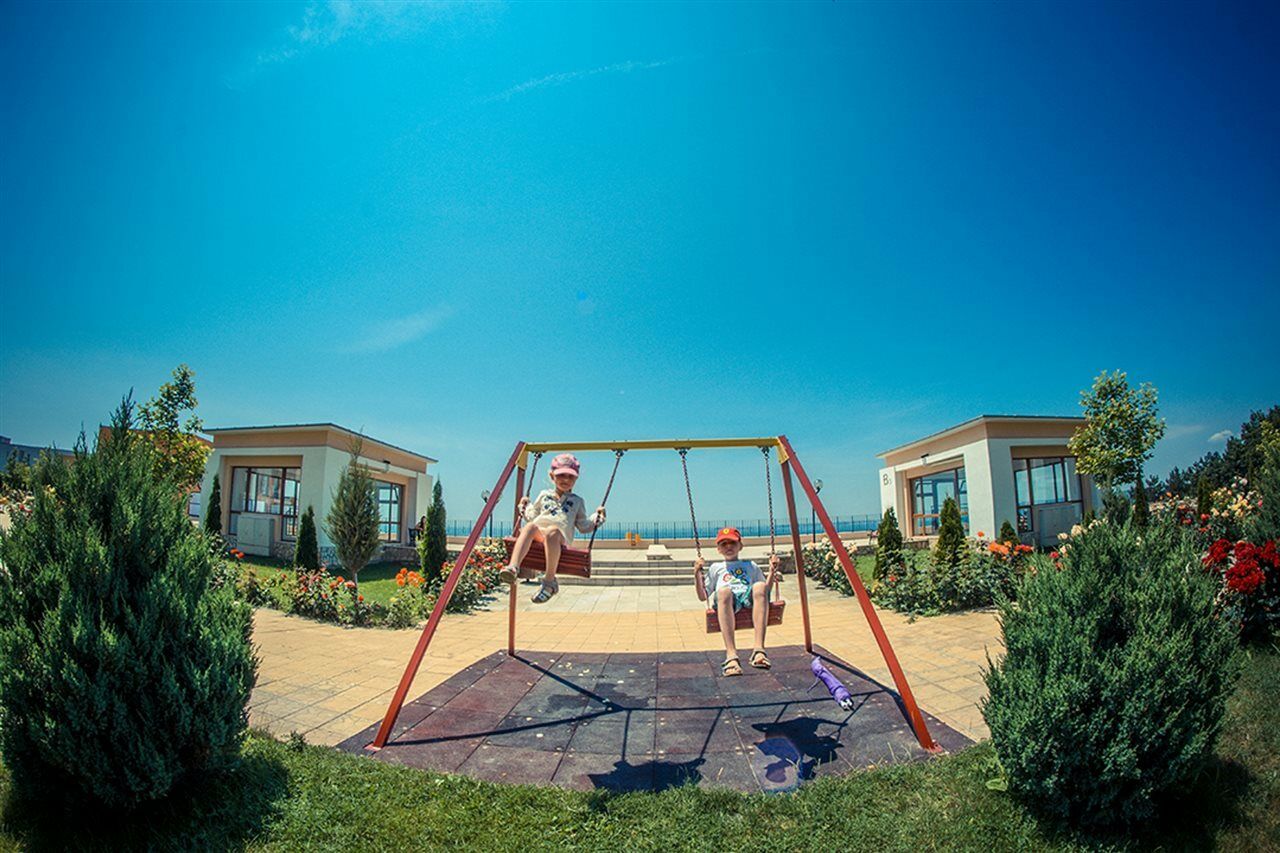 Crown Fort Club Sveti Vlas Buitenkant foto